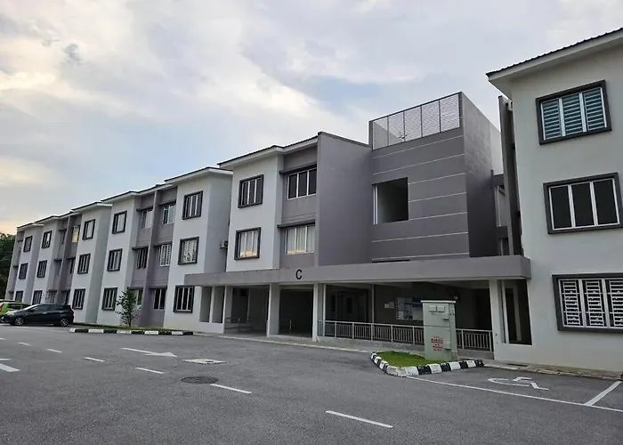 E! Best Apartment